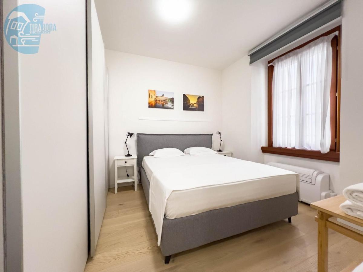 Piazza Della Borsa 3C Tirabora Short Rent Apartment Trieste Exterior photo