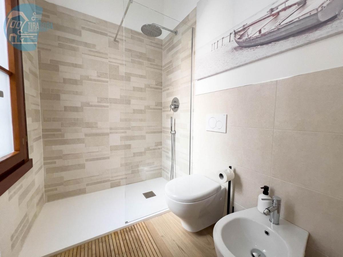 Piazza Della Borsa 3C Tirabora Short Rent Apartment Trieste Exterior photo